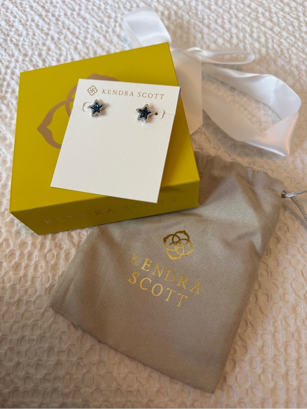 NEW Kendra Scott Silver Star Stud Earrings with Dark Blue Stones